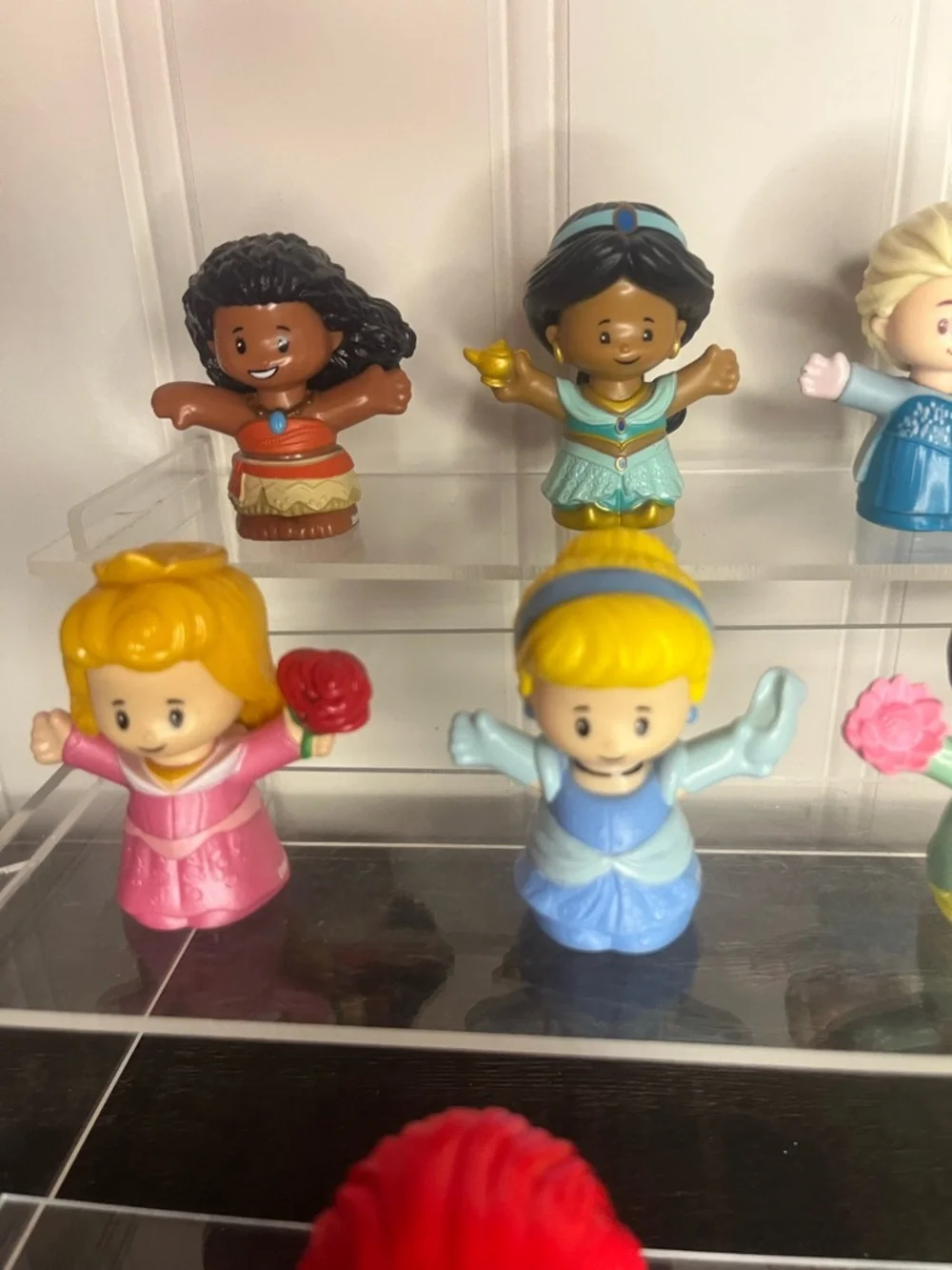 Little people princess ( non talkers ) - Picture 3 of 5